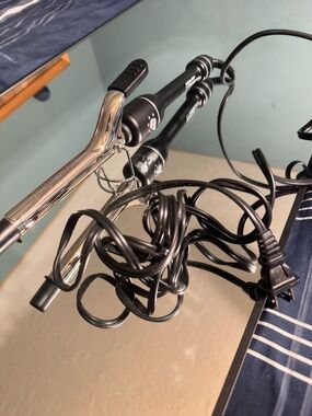 BaByliss Pro Titanium Black and Silver Curling Iron